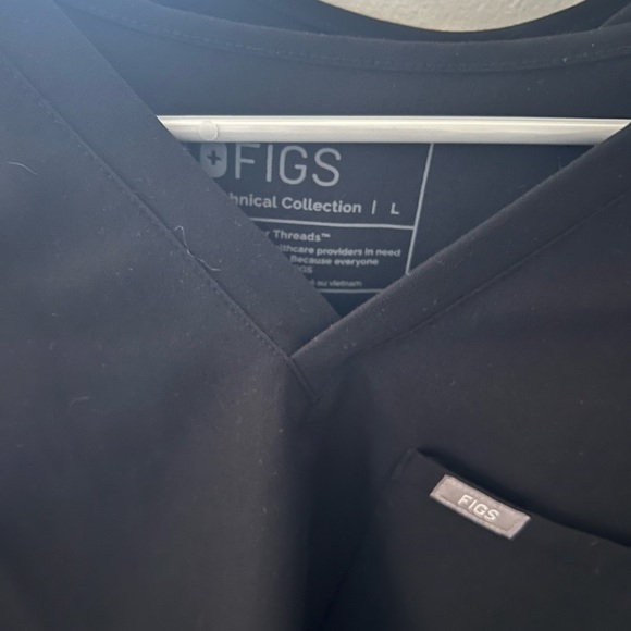 THREE FIGS TOPS - Picture 2 of 3